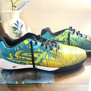 Skechers Goga Max // Size 12 // Mens // Athletic // Yellow and Green